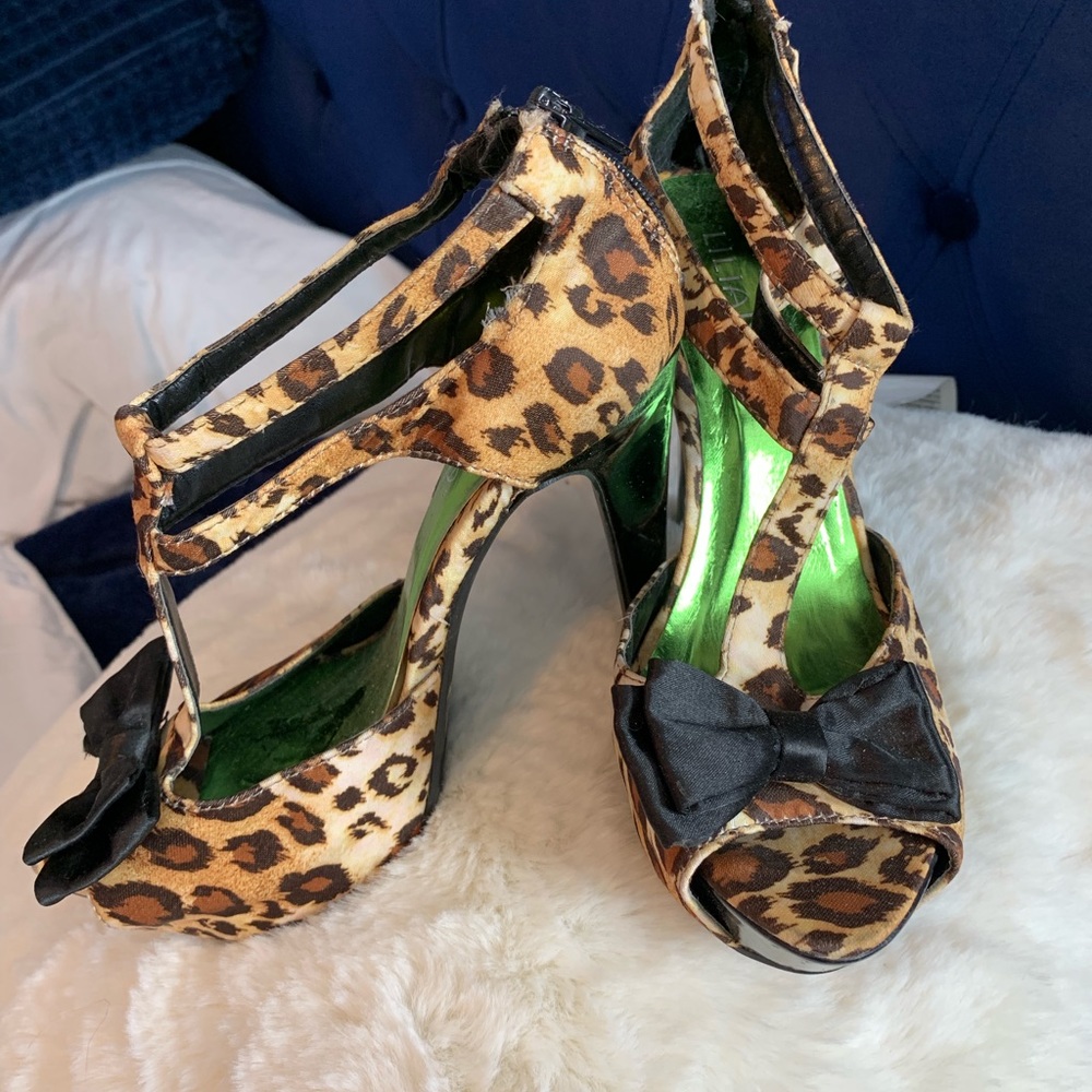 High heels - Picture 3 of 3